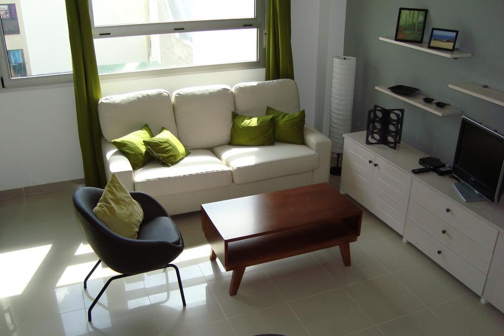 לאס פאלמס דה גראן קנאריה Vivienda Vacacional Ap Las Canteras חדר תמונה